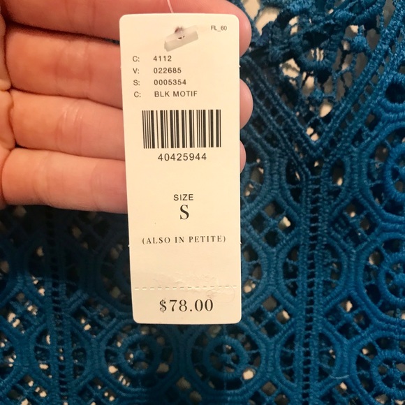 🎀NWT🎀 Deletta Anthropologie Blue Eyelet Tank - Picture 5 of 7